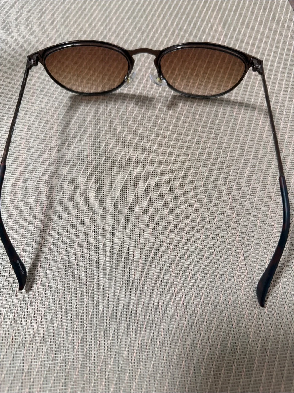 Brown Gradient Round Metal Sunglasses unisex